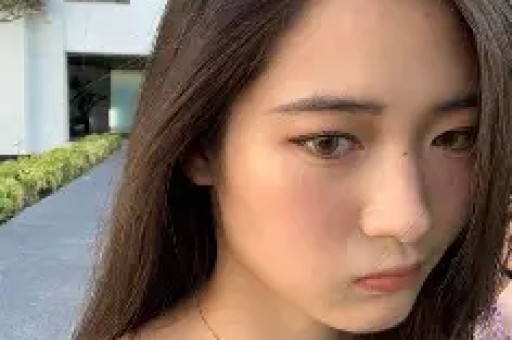 陪玩陪睡算啥?继人体盛宴、舔手指后艺人再曝阴暗面 秦岚被牵 陪玩陪睡算啥?继人体盛宴、舔手指后艺人再曝阴暗面 秦岚被牵